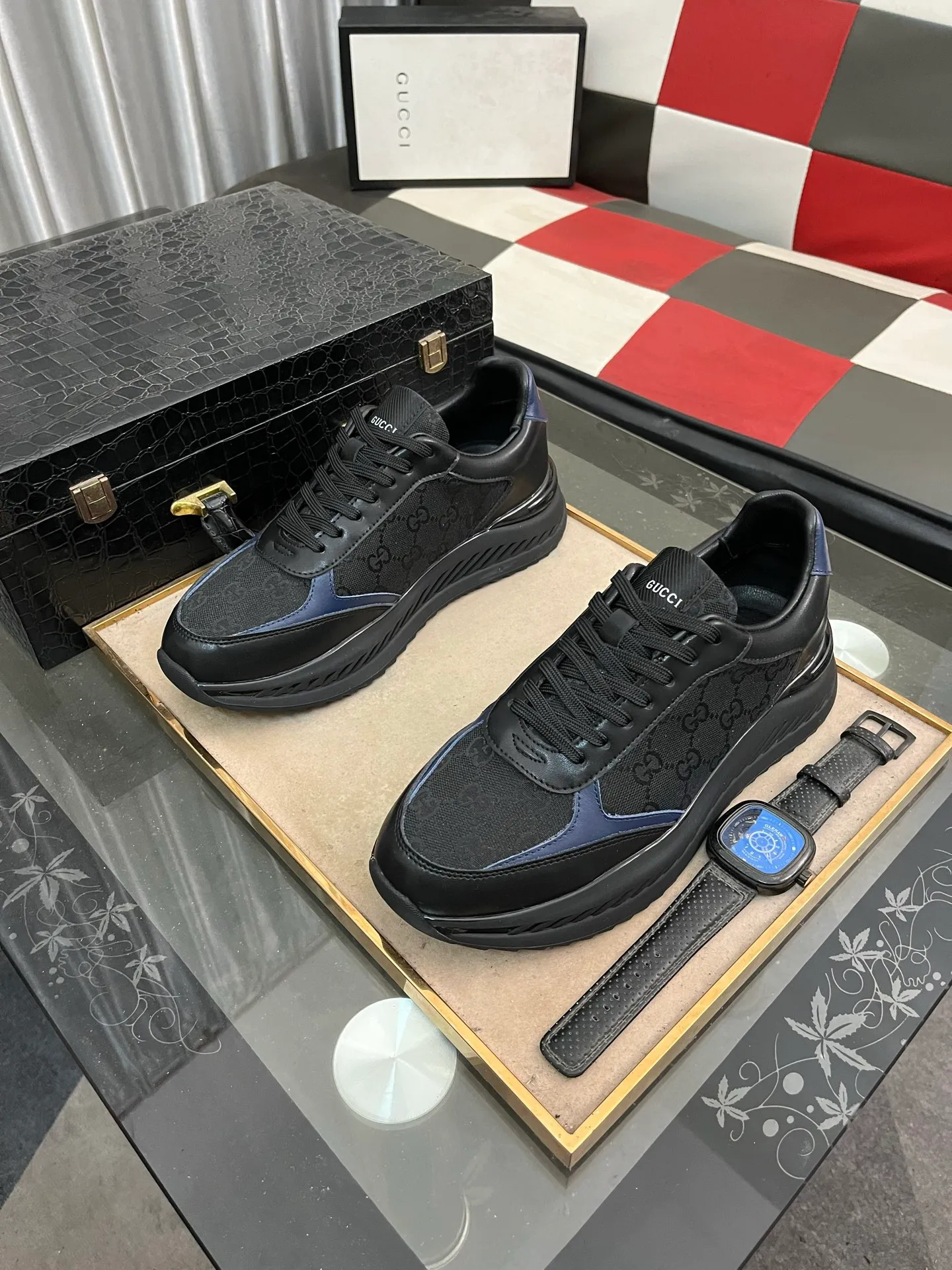 Men's shoes 💰458⌚️⌚️[GUCCI] The latest trendy men's casual shoes, the fabric is made of embossed cowhide imported from Italy, comfortable sheepskin lining + feet, the original outsole is wear-resistant and non-slip, high-level version, size: 38-444️⃣Colors available
